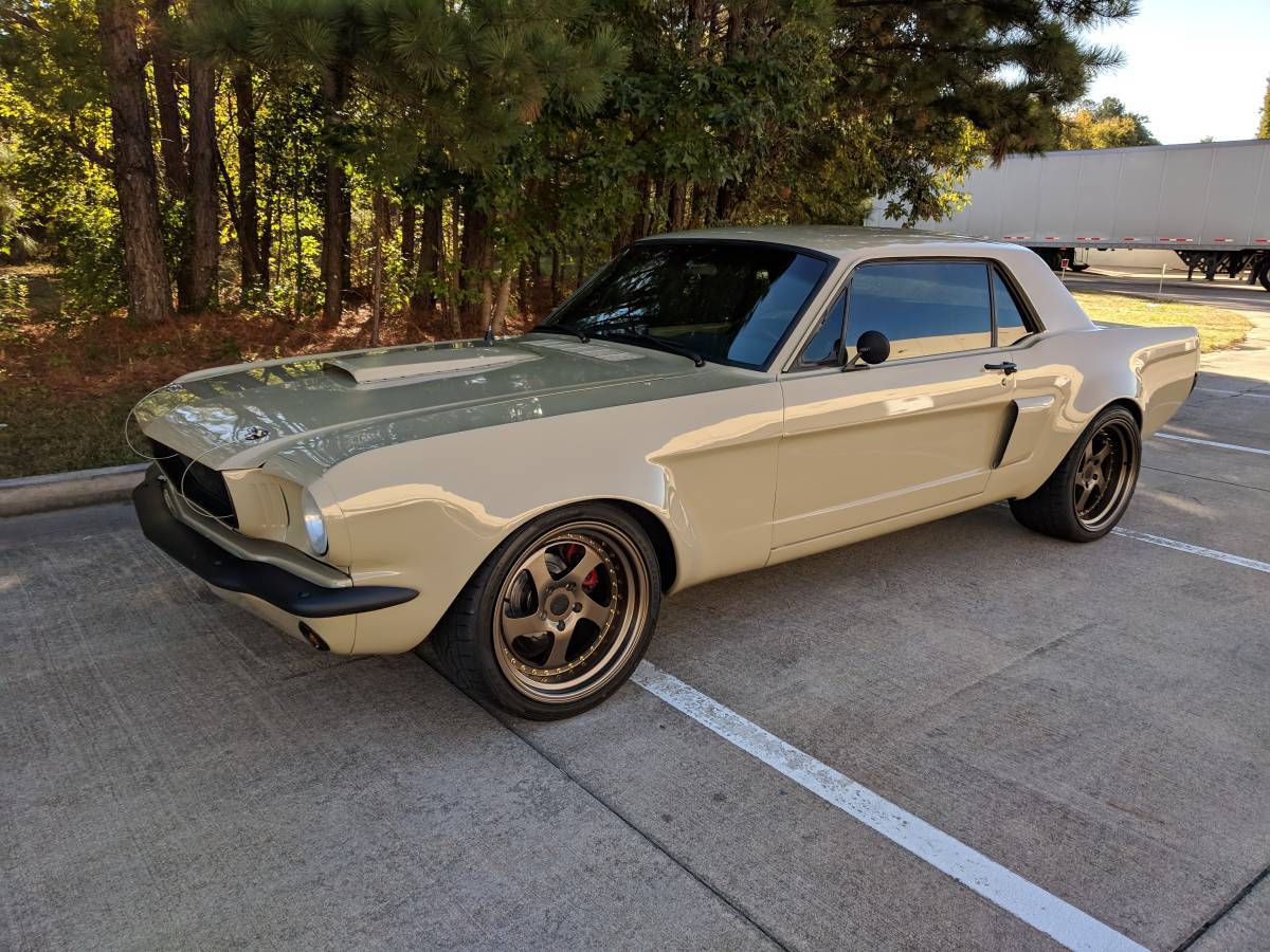 Fast Ford muscle cars for sale on Craigslist now | Rare Car Network