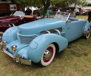 1937 Cord 812 Sicnag