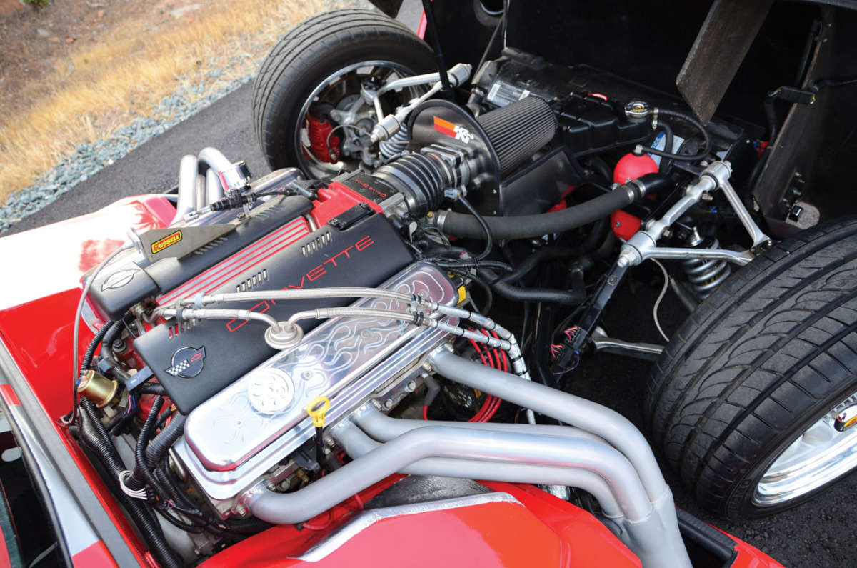 C4 Corvette Based Dragon Roadster ReinCarNation Magazine.