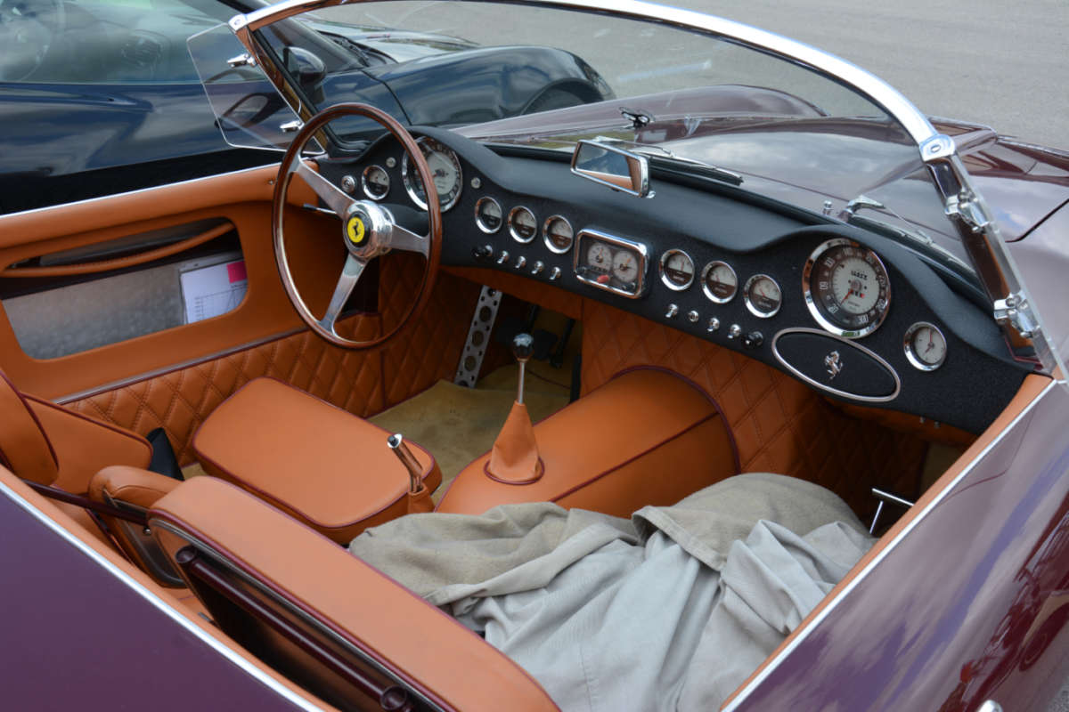Dashboards - Page 34 Road-Am-Interiors12