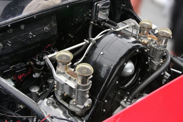 						1620Px Fuhrmann Motor Im Porsche 904 2009 08 07
			