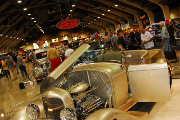 						2015 Grand National Roadster Show 9
			