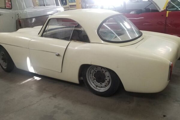 						59 Falcon Caribbean2
			