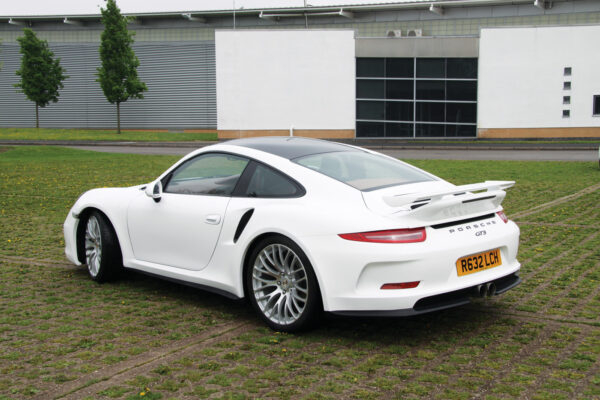 						Anu Dimension Gt3 B17
			