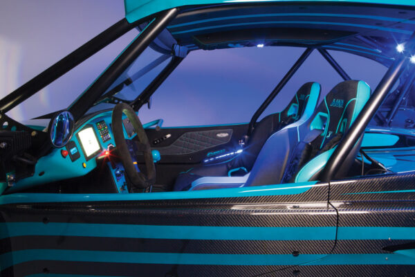 						Baja Designs B4
			