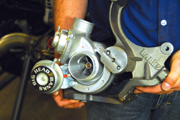 The turbo comes with the bracket already attached, so it bolts easily onto the side of the block. The turbocharger also features an integrated wastegate and blow-off valve, in order to relieve pressure when lifting the throttle. This keeps the turbo spooled up, thus minimizing turbo lag. The standard turbo system operates at 6 psi boost, but can go as high as 10 psi with water/methanol injection.