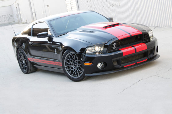 A Mustang GT500’s 5.8-liter V8 can accommodate a Kenne Bell twin-screw blower, 
but a taller hood might be necessary in some cases, depending on the exhaust headers used.