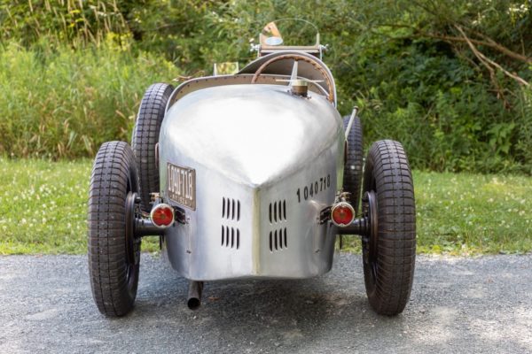 						Bugatti Type35 10
			