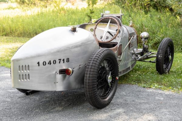 						Bugatti Type35 11
			