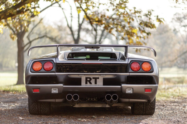 						Diablo Replica E37
			