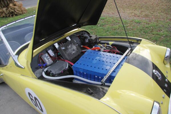 						Ev Triumph Tr3 8
			