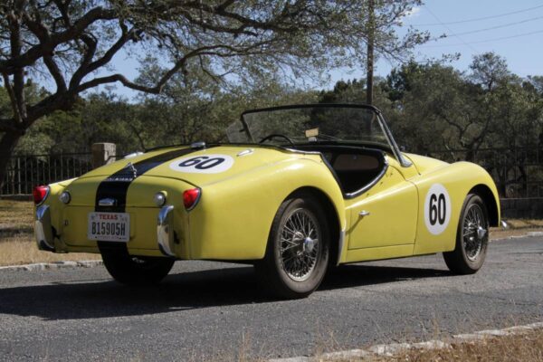 						Ev Triumph Tr3 9
			