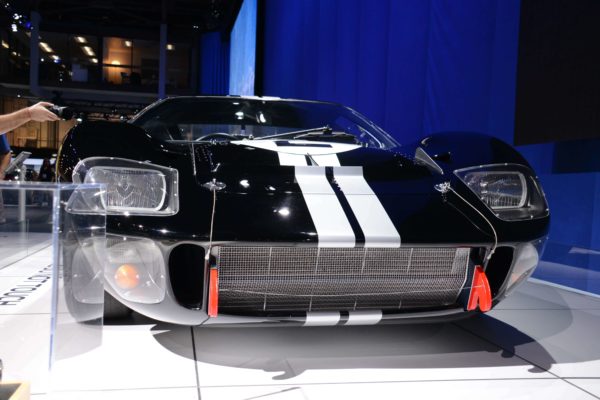 						Ford Gt40 P 1046 8
			