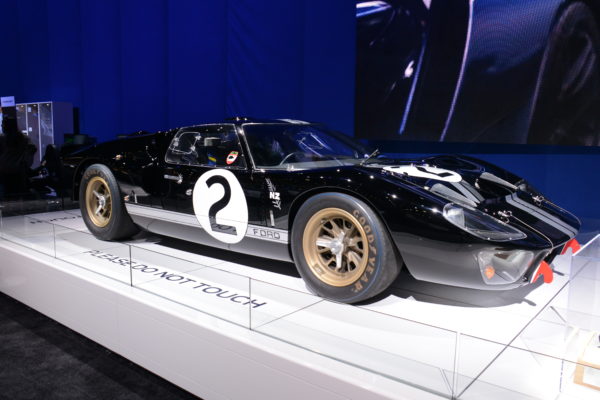 						Ford Gt40 P 1046
			
