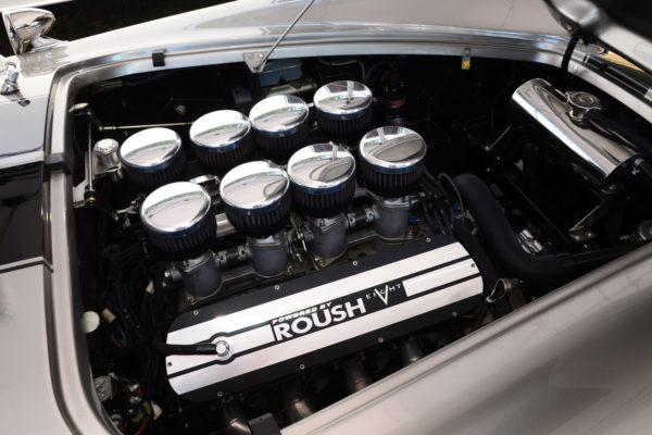 Mark Yagelo of Roush Engines fitted one of the company’s 427 strokers in his Superformance Cobra replica.