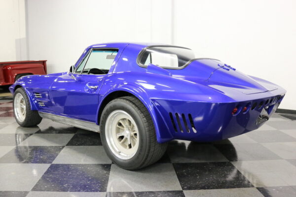 						Grand Sport Tribute11
			
