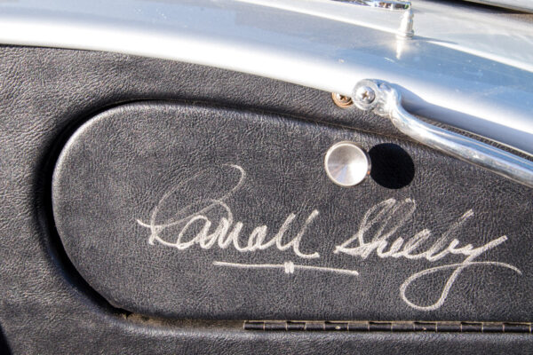 						John Custom Cobra E12
			