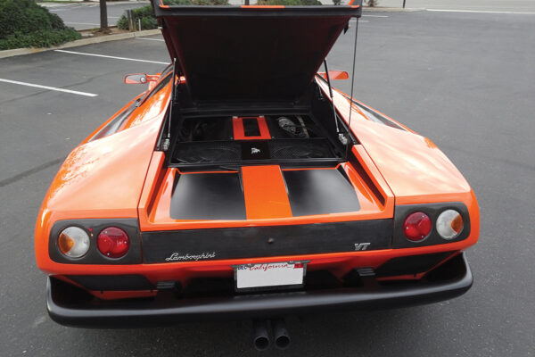 A pair of fans keep the stroked LT1 V8 running cool.