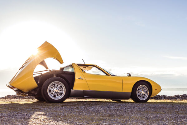 						Miura Replica B4
			