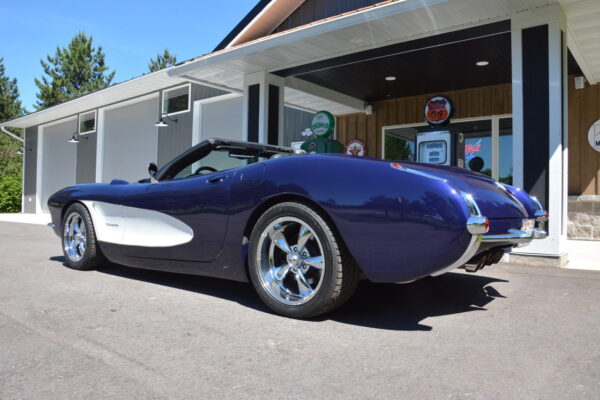 						Mr  Vette 11
			