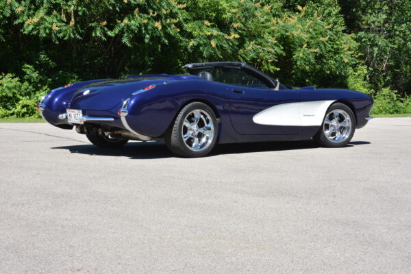 						Mr  Vette 9
			