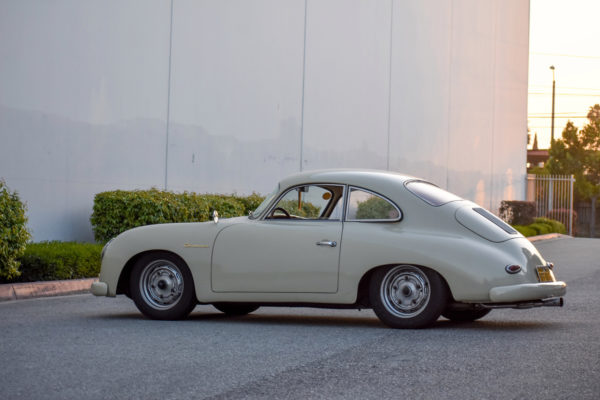 						Outlaw 356 A Coupe21
			