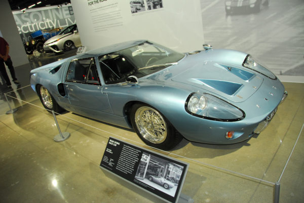 						Petersen Automotive Museum 40
			