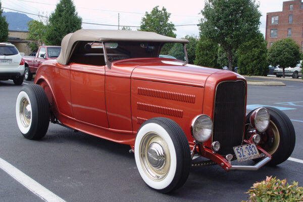 Both street rods, but note how the tire size 
and style change the look of the car.