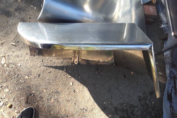 						Stainless Jeep 5
			