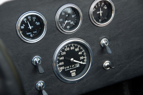 						Unique Motorcars 427 Cobra 10
			