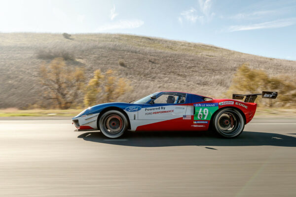 						V8 Future Gt40 5
			