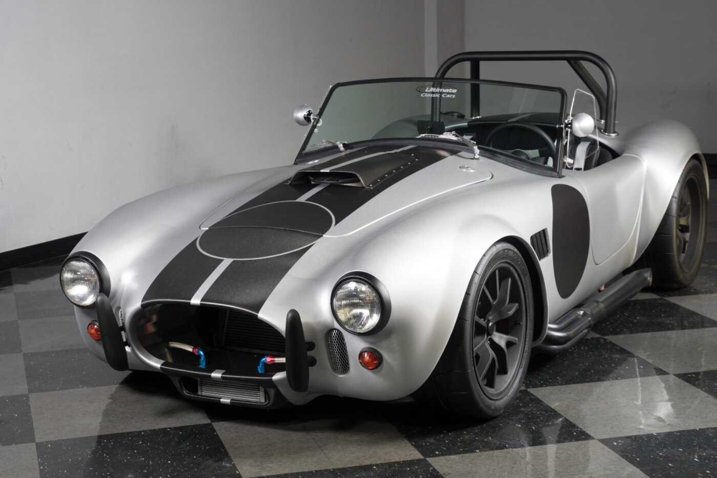 						Ultimate Classic Cars New Cobra
			